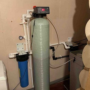Комплексная система очистки воды AQUACHIP-B 1054 (auto), Потребители: до 4 чел., сброс 200л